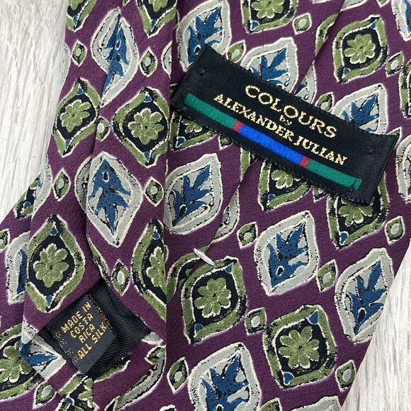Colours by Alexander Julian. Burgundy geometric 100% silk necktie - Picture 4 of 4